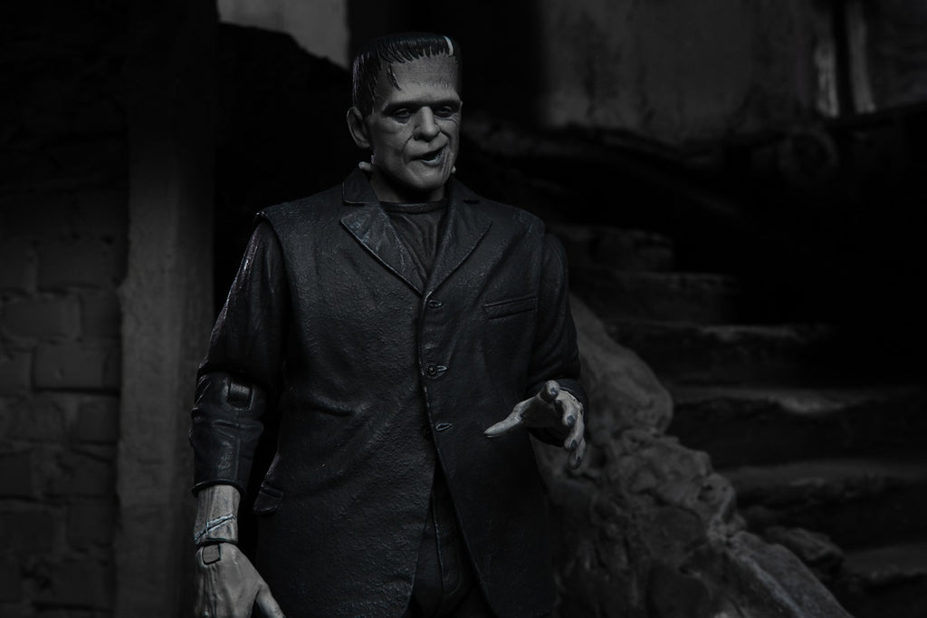 Universal Monsters Actionfigur Ultimate Frankenstein's Monster (Bride of Frankenstein) (S/W) 18 cm