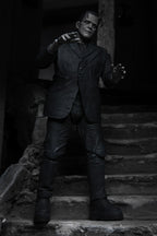 Universal Monsters Actionfigur Ultimate Frankenstein's Monster (Bride of Frankenstein) (S/W) 18 cm