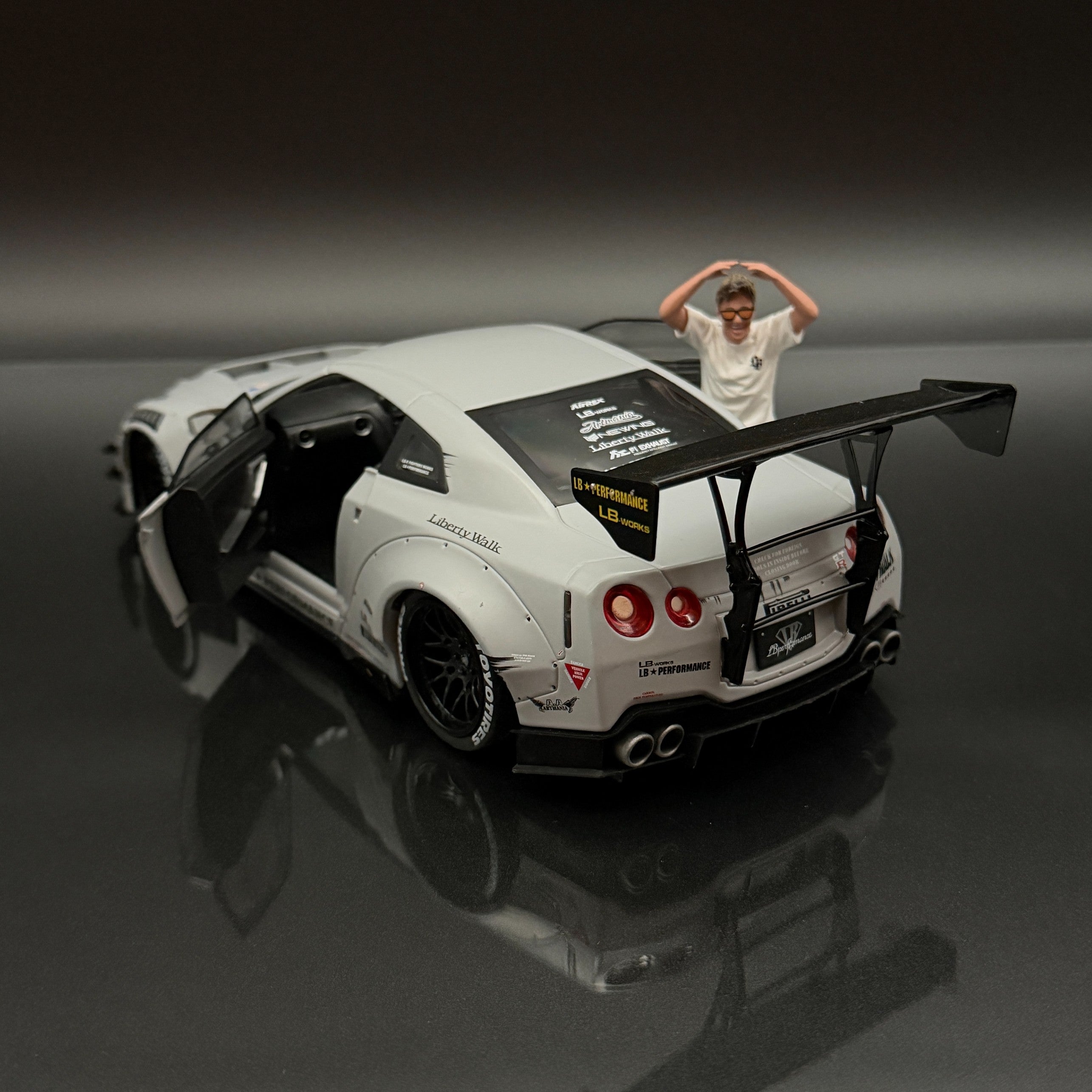 Nissan GT-R R35 Liberty Walk 2.0 2024 Grey 1:18 Solido Widebody Model Car