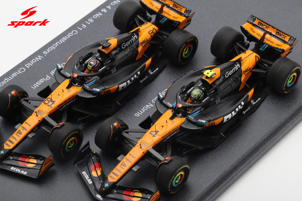 McLaren MCL39 #4 и #81 Формула 1 шампион на конструкторите за 2025 г. – Ландо Норис и Оскар Пиастри
