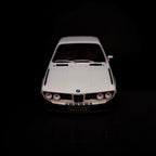 BMW 3.0 CSL Coupé 1972 – Weiß Maßstab 1:18 von OTTOmobile