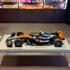 McLaren MCL39 št. 4 Lando Norris, zmagovalec VN Velike Britanije 2025, 1:18, Spark