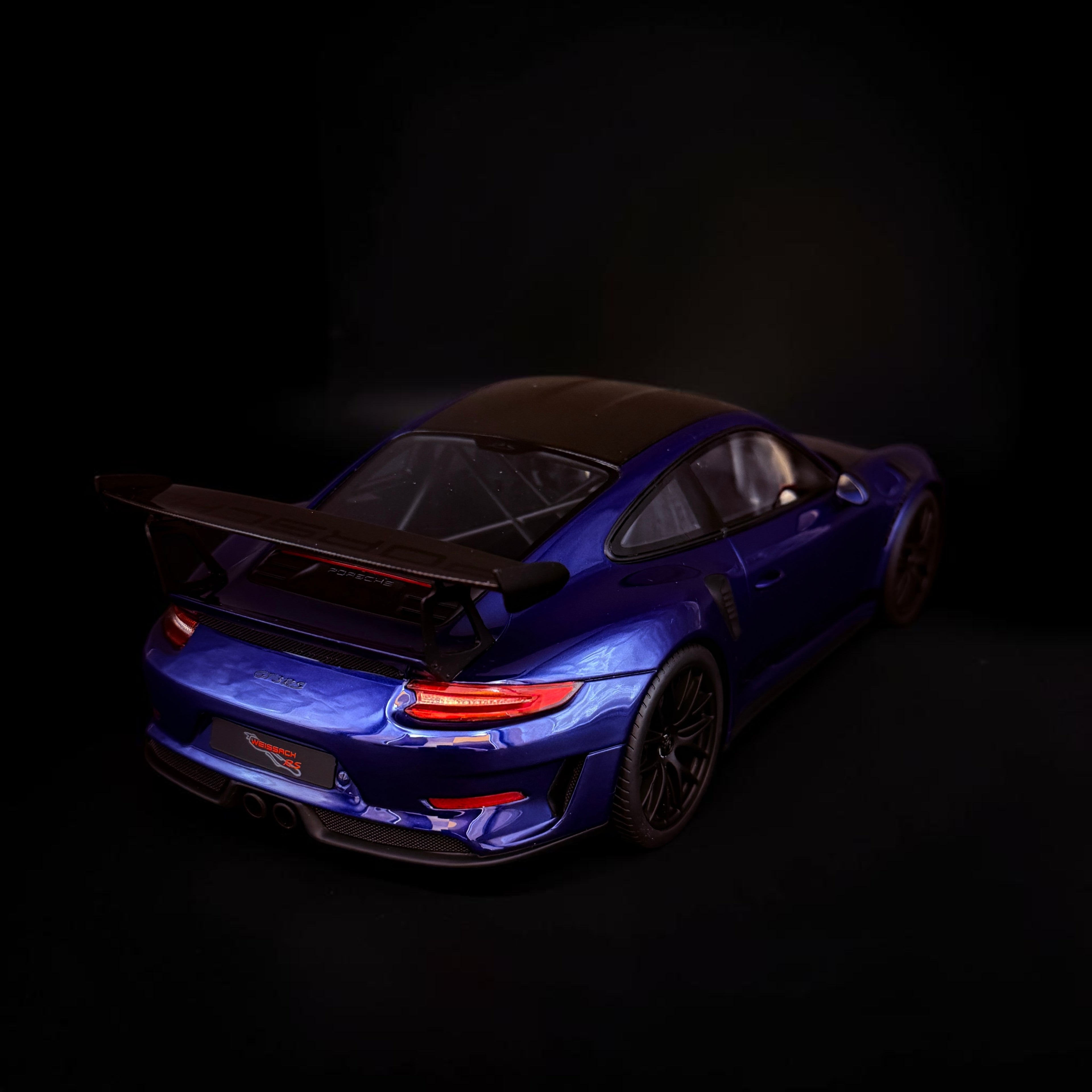 Porsche 911 (991 II) GT3 RS Weissach Paket 2018 San Marino blau 1/18