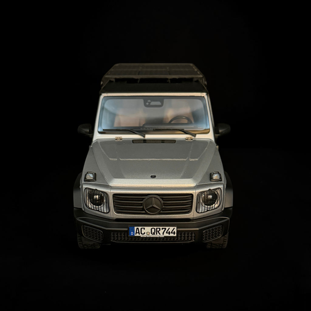 1/18 Norev Mercedes G-Klasse G500 Professional Line W465 Iridiumsilber 2024