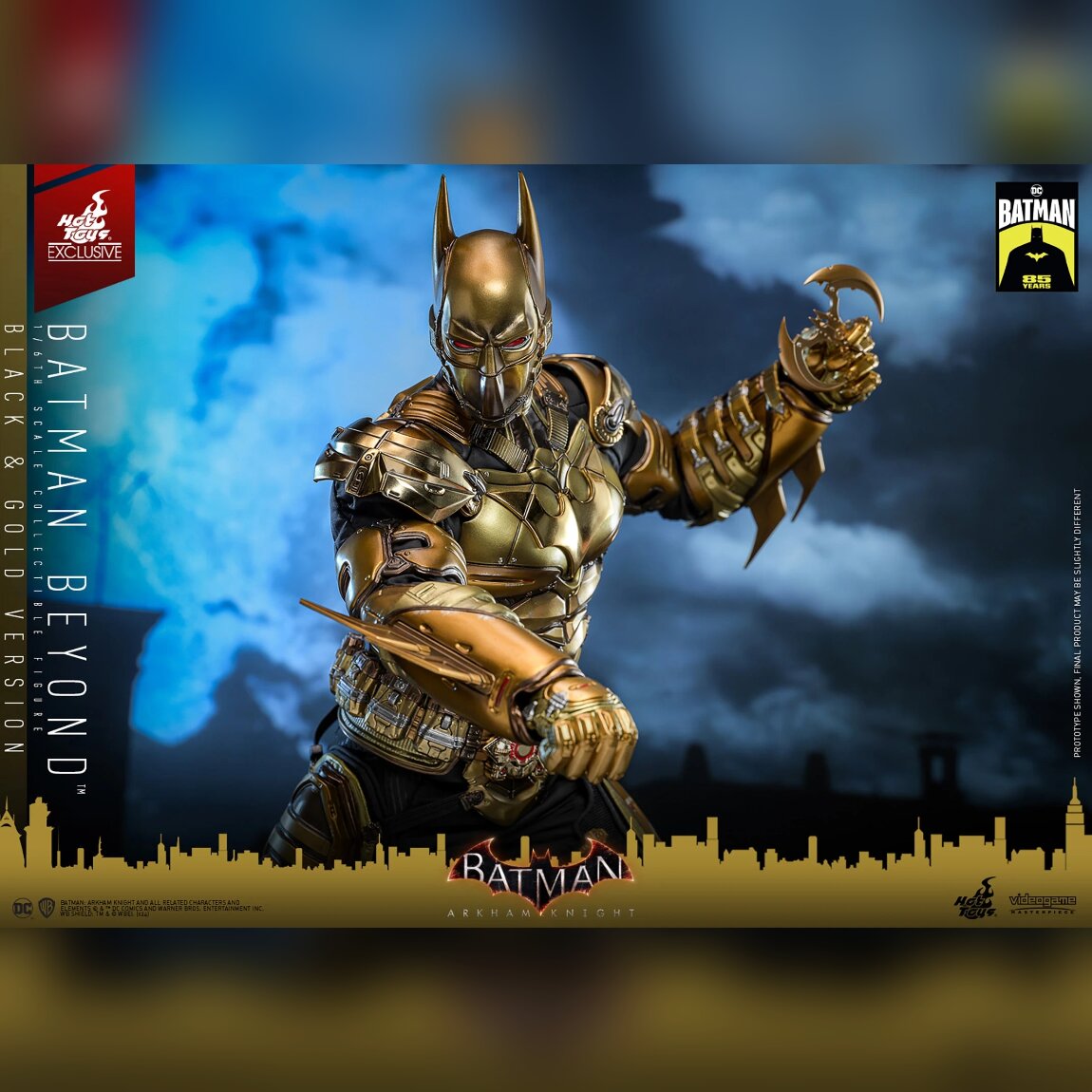 Hot Toys Arkham Knight Batman Beyond Black and Gold 1/6 figure – Hot Toys – view 12
