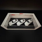 Porsche 911 Carrera RS 2.7 Coupé „50 Jahre Jubiläum“ Set Sammleredition im Maßstab 1:18