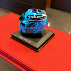Κράνος George Russell 2026 Mercedes-AMG Petronas F1 1:5 από τη Spark
