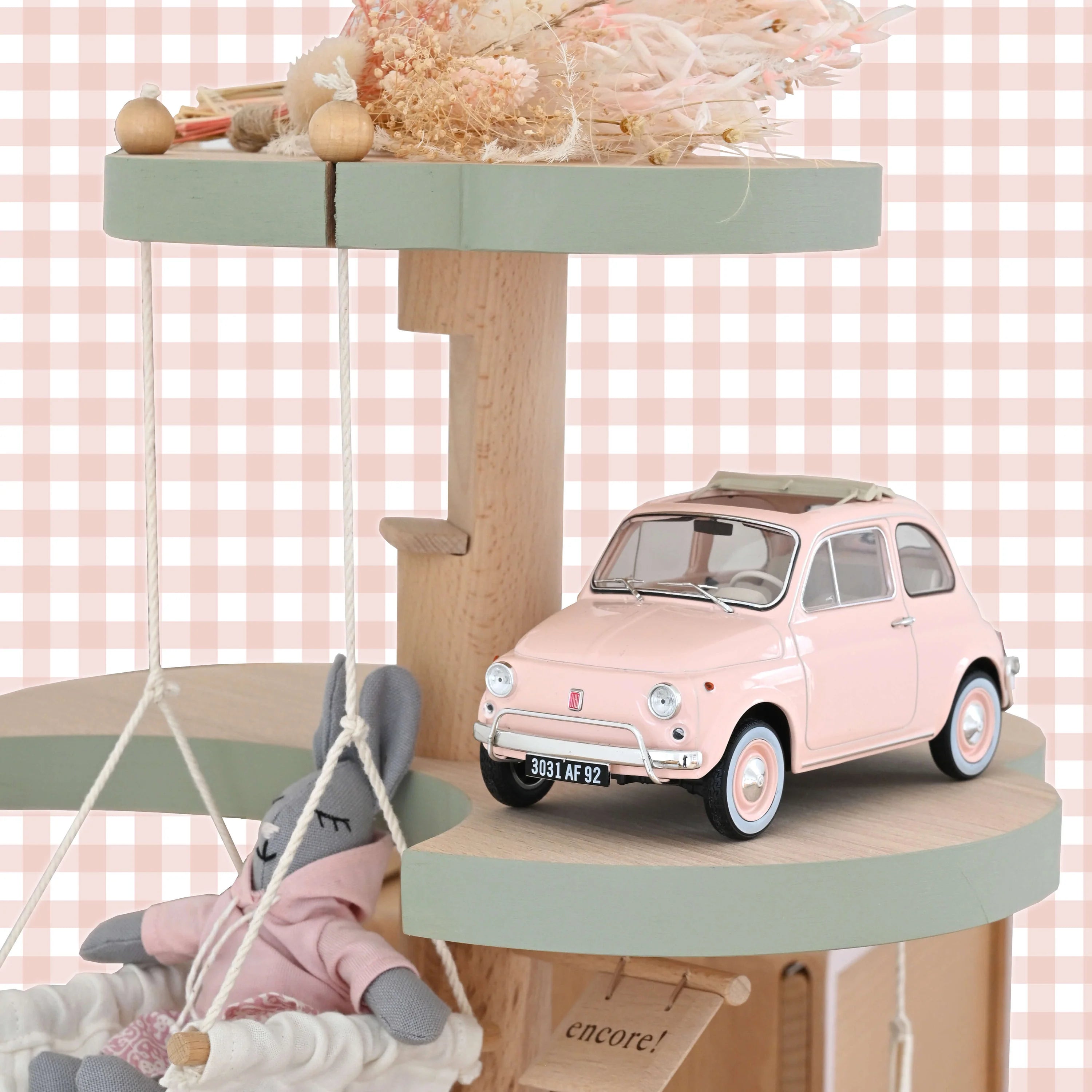 NOREV 1/18 Fiat 500 L - 1968 - rosa/Geburts-Pack