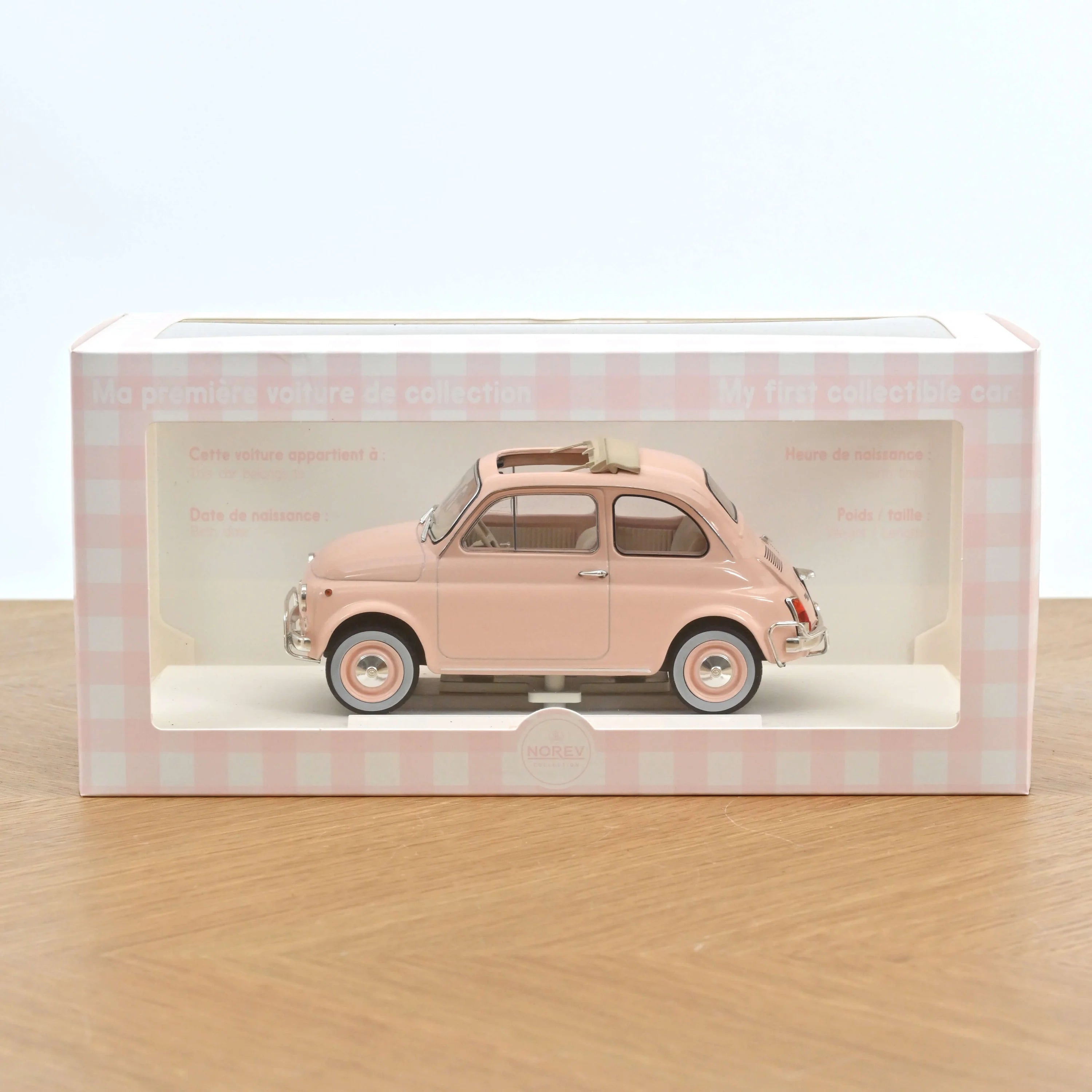 NOREV 1/18 Fiat 500 L - 1968 - rosa/Geburts-Pack