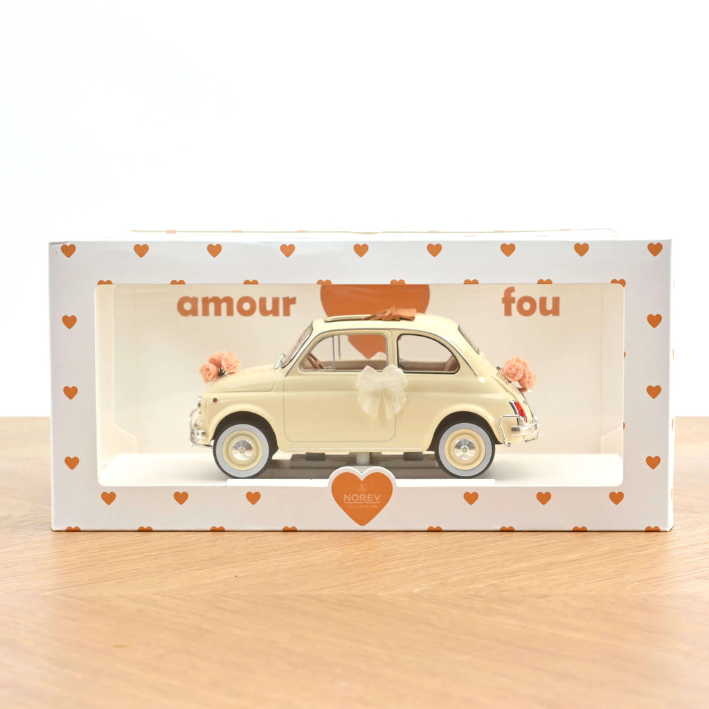Fiat 500L 1968 Beige Hochzeitsgeschenk 1/18 Just Married