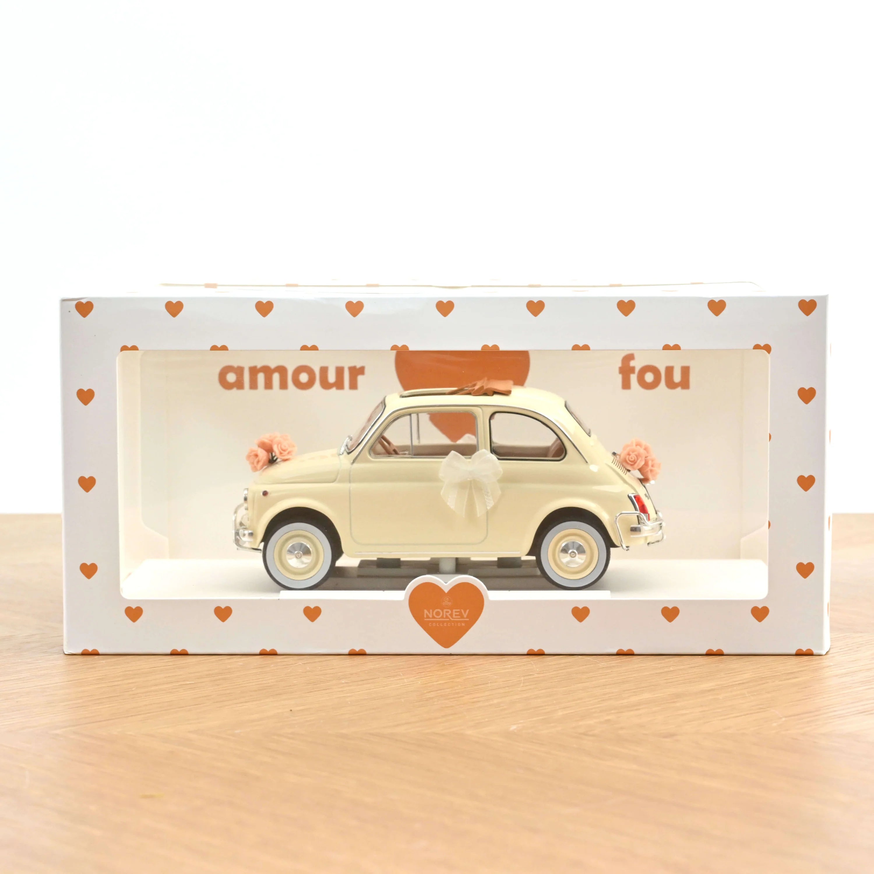 Fiat 500L 1968 Beige Hochzeitsgeschenk 1/18 Just Married