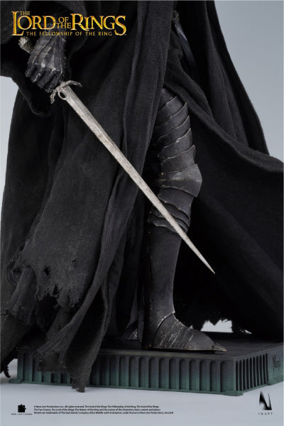 The Lord of the Rings Nazgûl (Ringwraith) Deluxe 1:6 zbirateljska figurica znamke INART