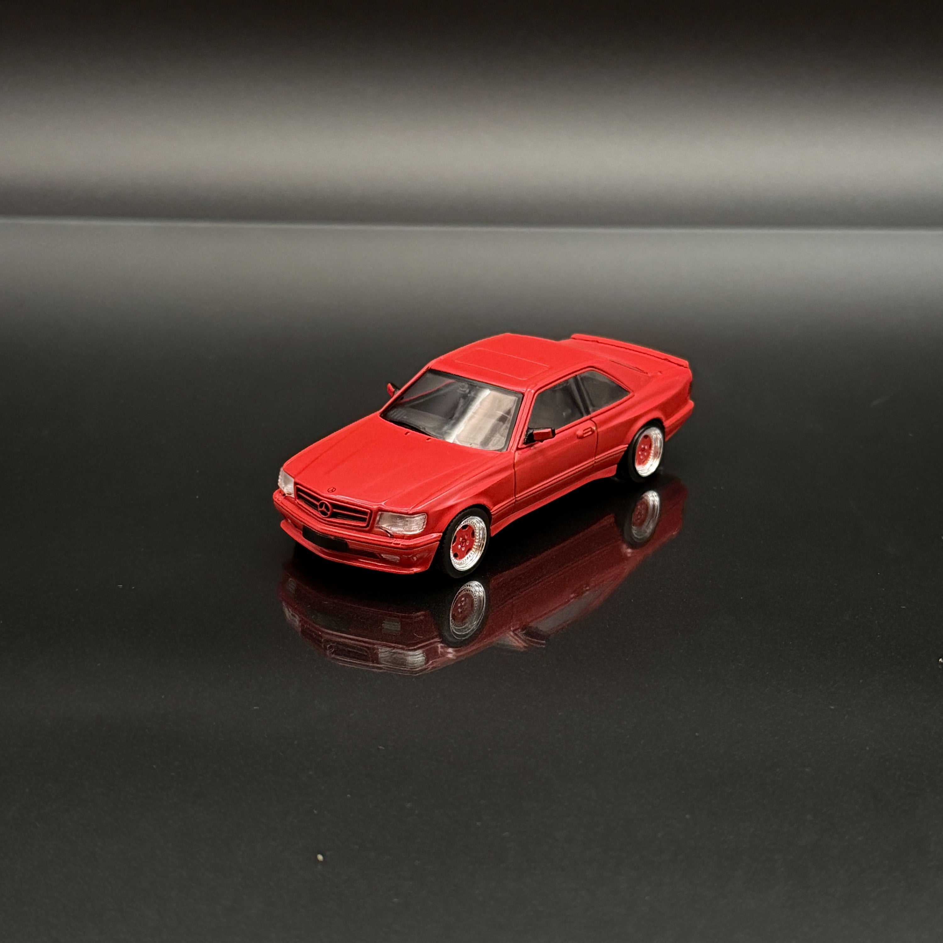 Mercedes-Benz 560 SEC AMG Wide Body 1990 Signal Red 1:43 Classic Coupe Model