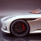 阿斯顿·马丁 DB12 Volante — 银色铝光漆 2023 | GT Spirit 1:18 收藏模型