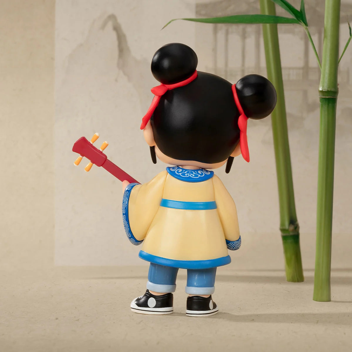 MOLLY Octagonal Qinqin Collectible Figure by POP MART