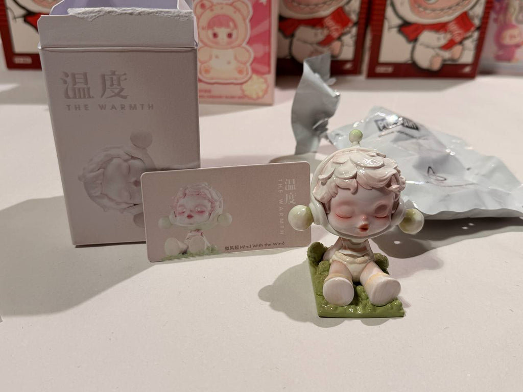 POP MART SKULLPANDA - The Warmth Series (Mind With the Wind)