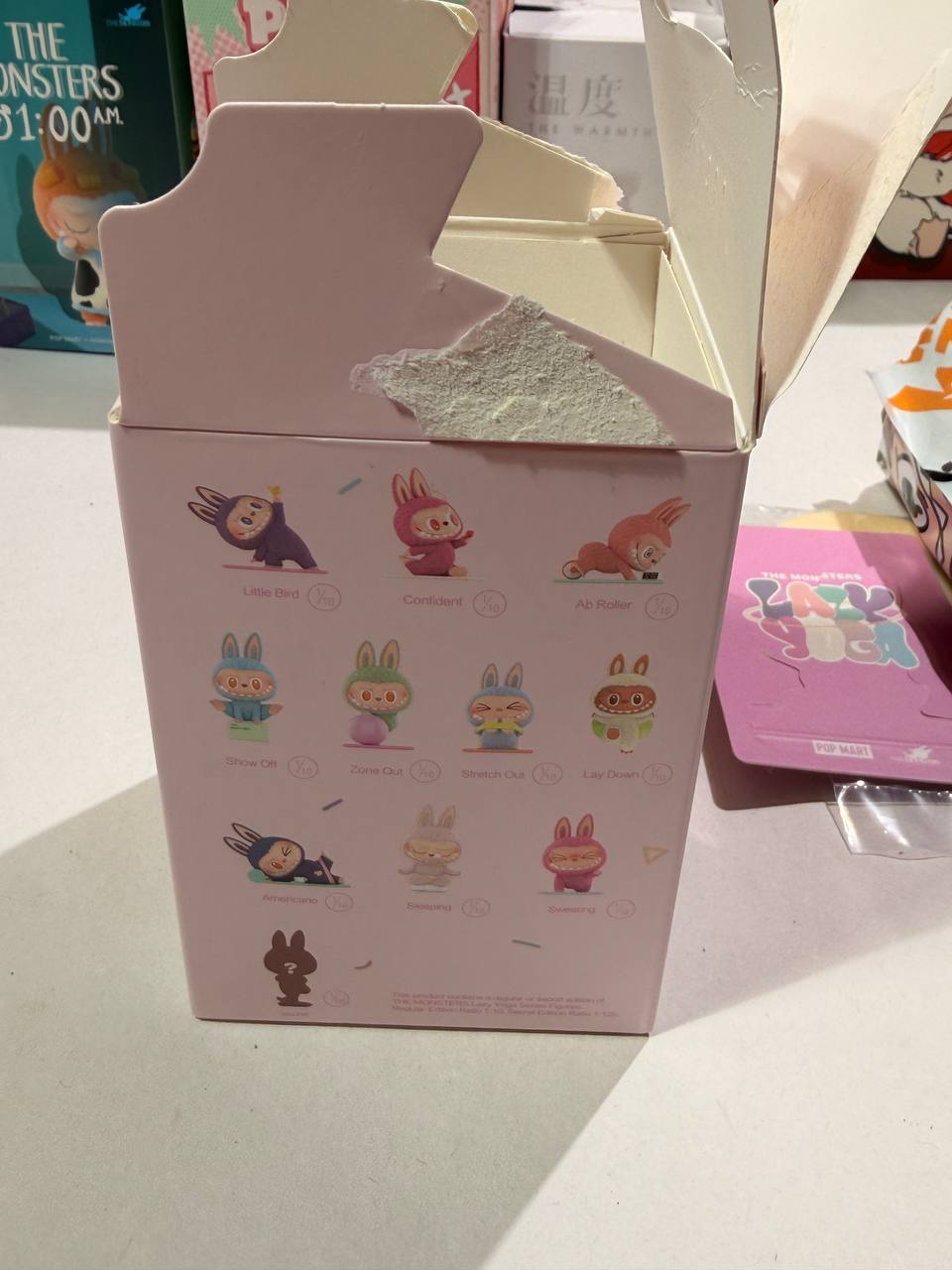 POP MART THE MONSTERS LABUBU - Lazy Yoga Series (Confident)