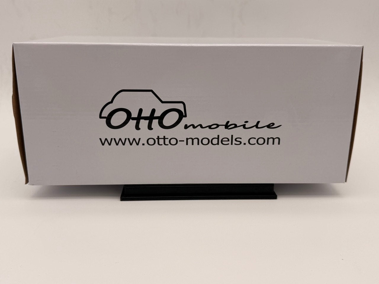 BMW Alpina E34 B10 4.0 Touring 1995 Blue 1/18 Ottomobile OT944