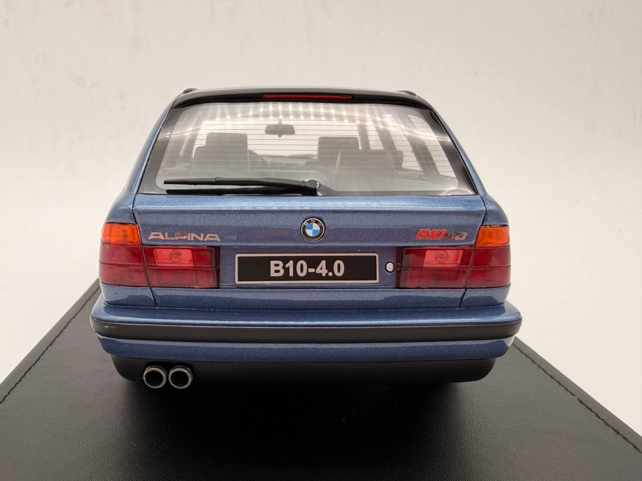 BMW Alpina E34 B10 4.0 Touring 1995 Blue 1/18 Ottomobile OT944