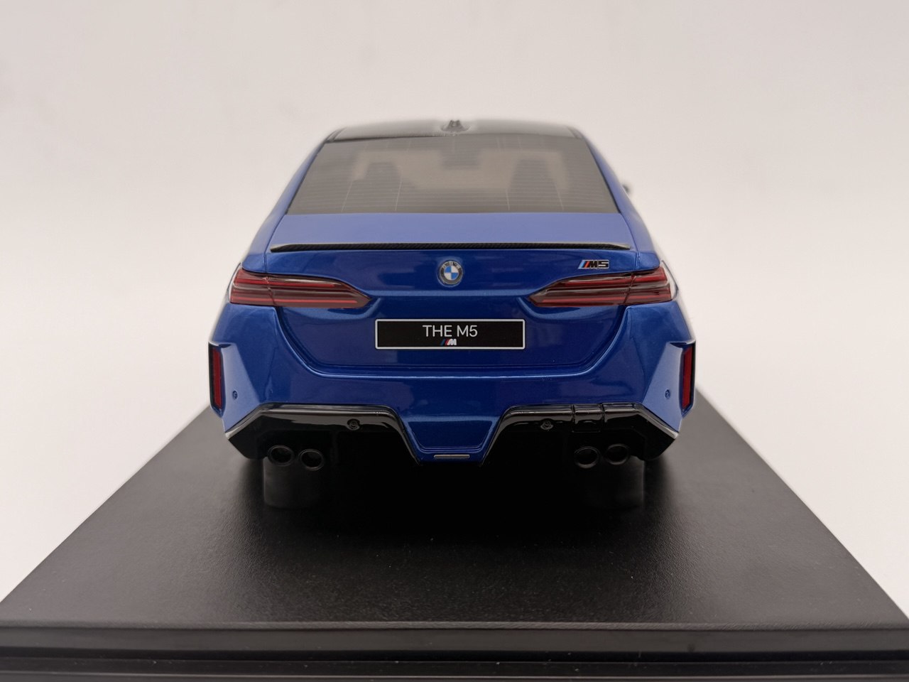 BMW M5 Sedan G90 • 2024 • NEU • GT Spirit GT507 • 1:18