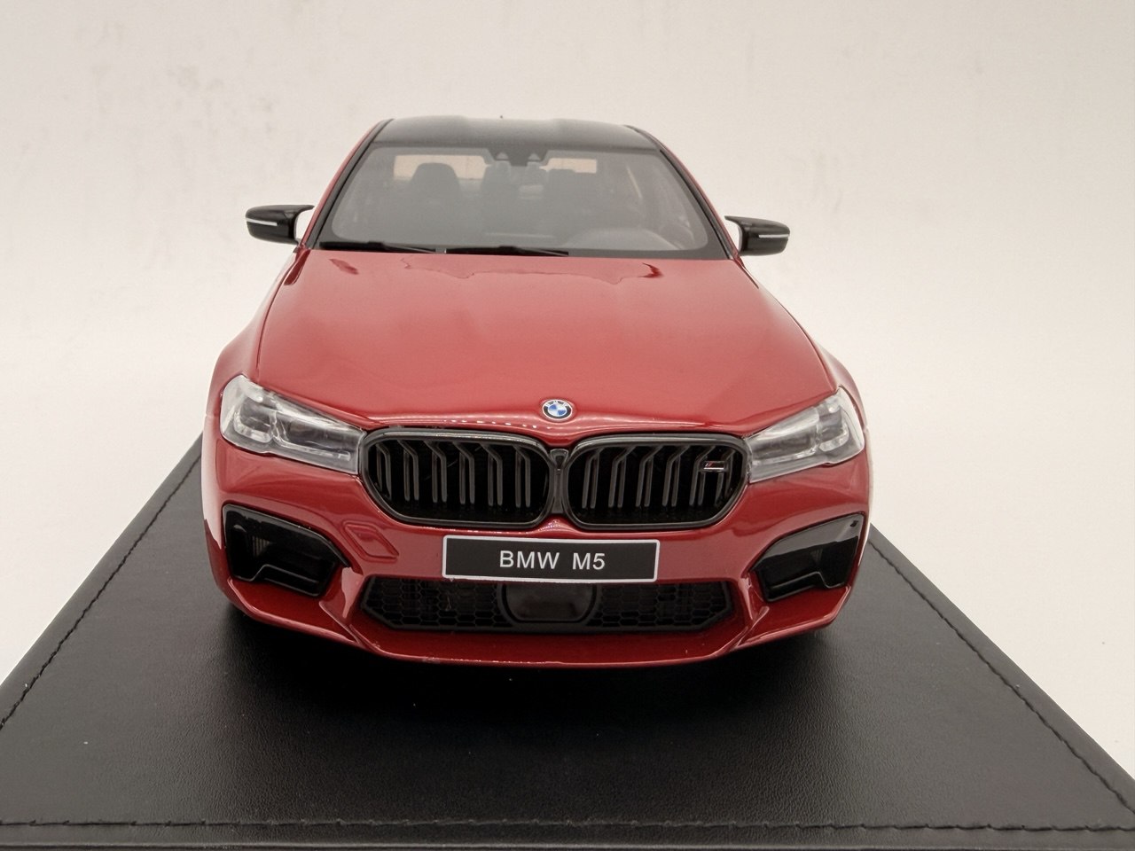 M5 COMPETITION (F90) RED GT355 1:18