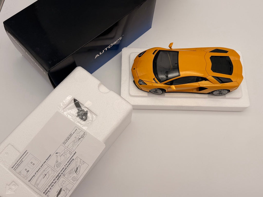 1/18 Autoart Lamborghini Aventador S LP740 Giallo Orion (Pearl Yellow) 79132