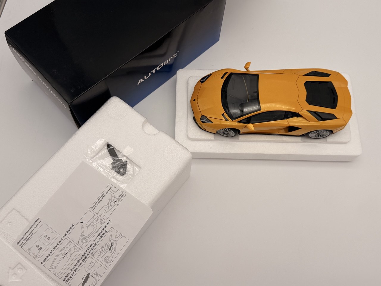 1/18 Autoart Lamborghini Aventador S LP740 Giallo Orion (Pearl Yellow) 79132
