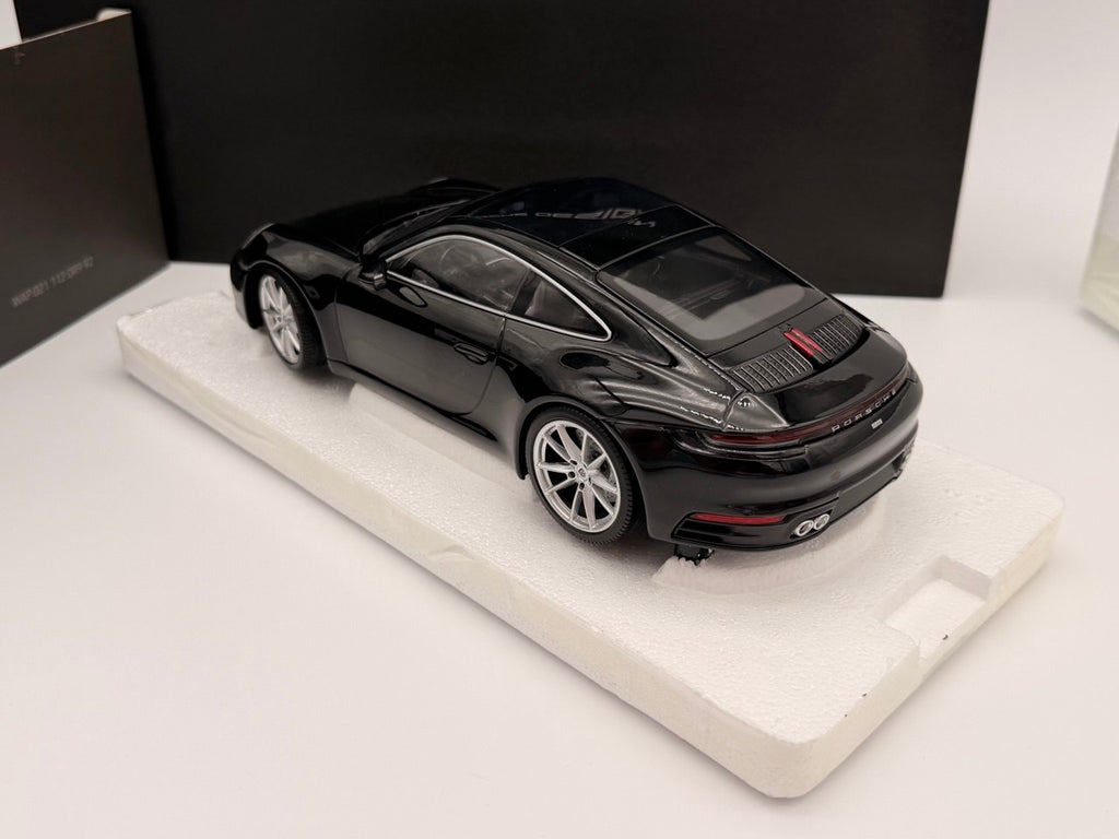 1:18 Minichamps Porsche 911 (992) Carrera 4S Coupe black WAP DEALER