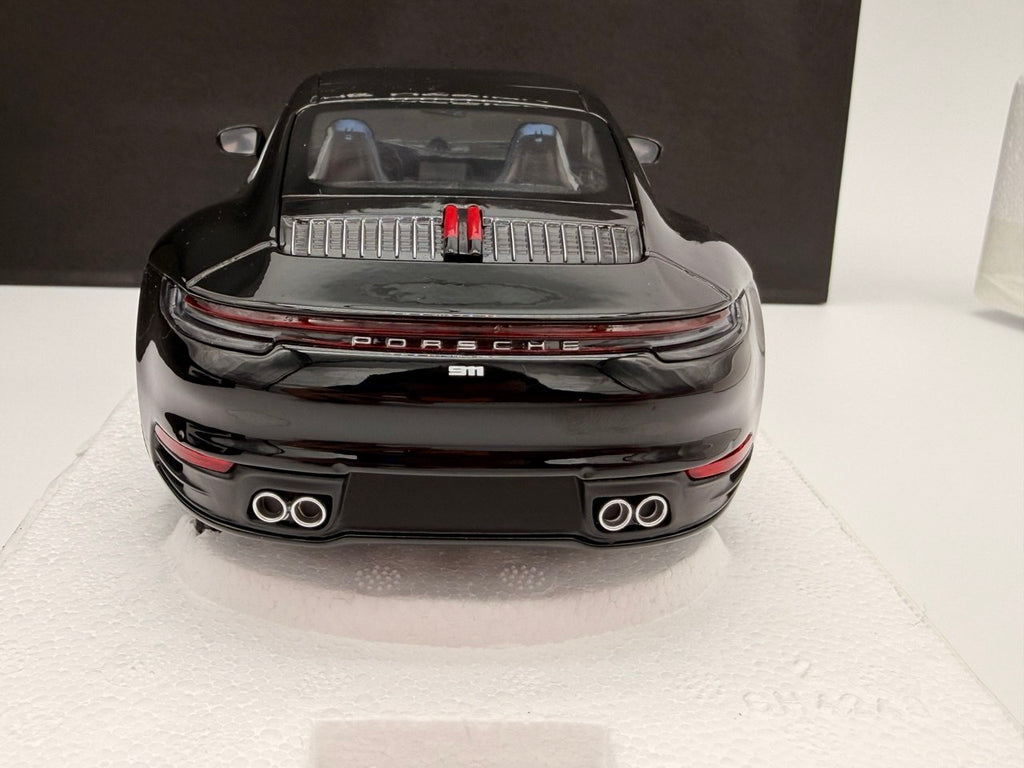 1:18 Minichamps Porsche 911 (992) Carrera 4S Coupe black WAP DEALER