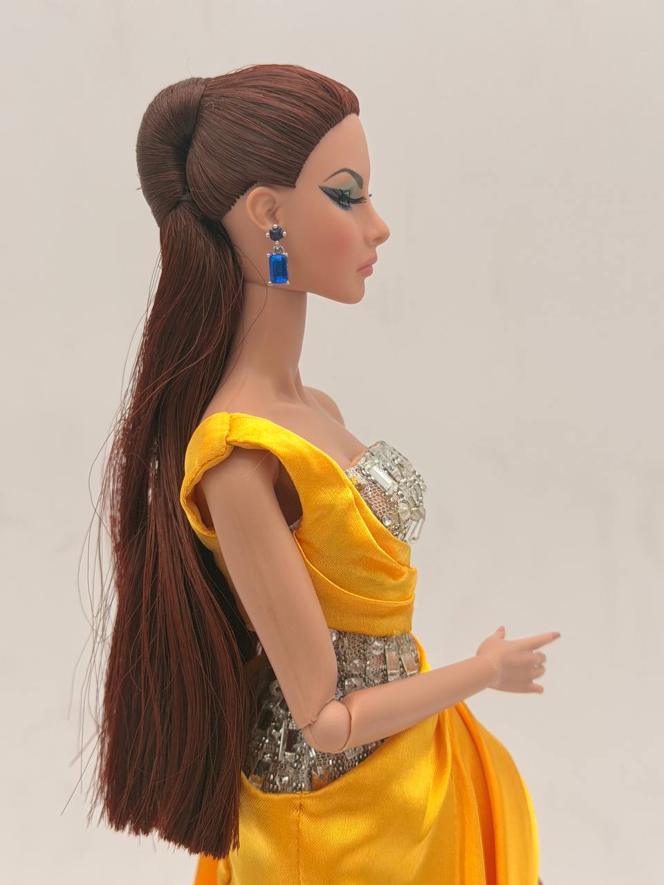 Integrity Toys Doll Legendary Status Agnes Von Weiss 12 in