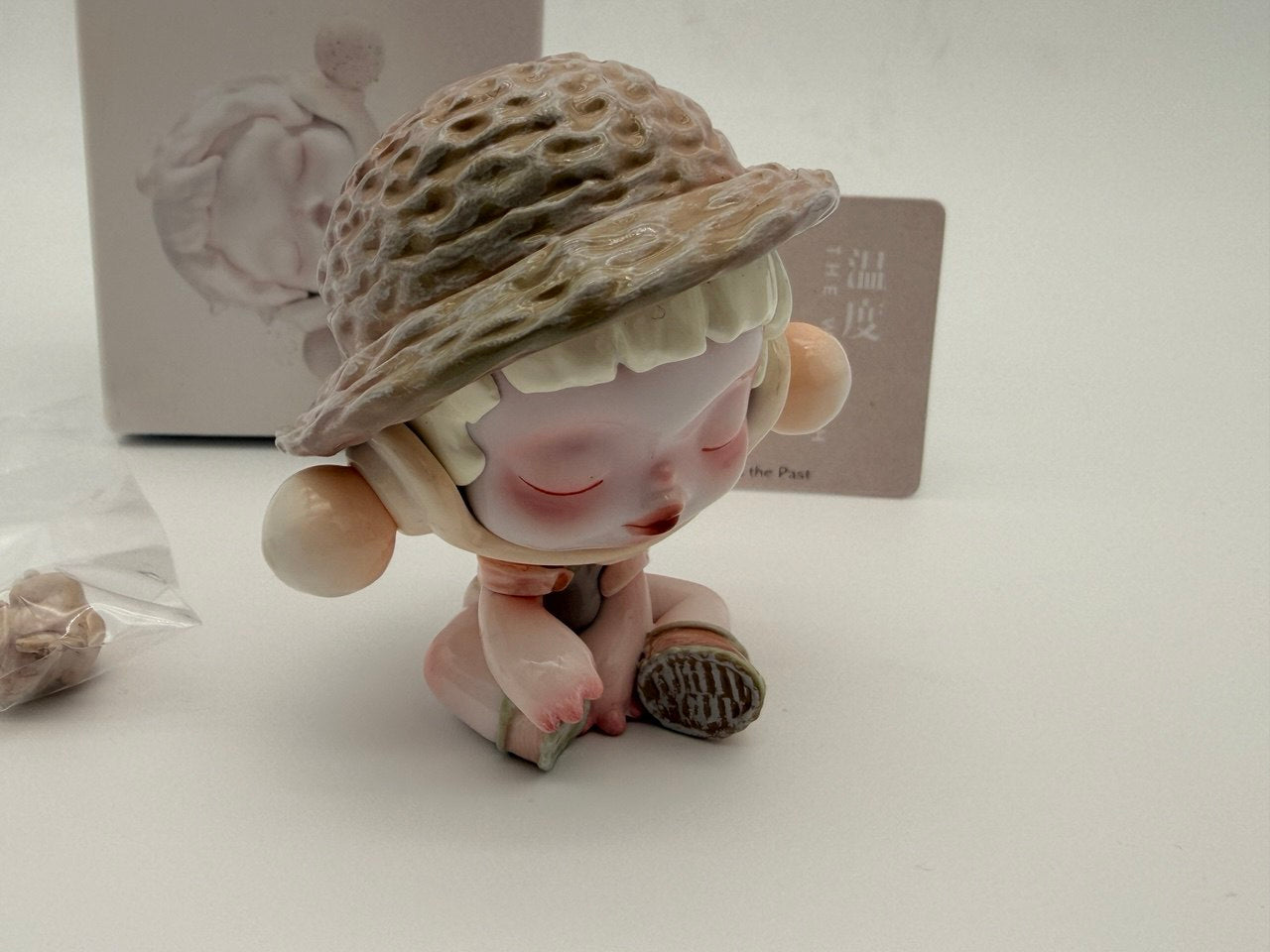 POP MART x SKULLPANDA The Warmth Recall The Past Mini Figure