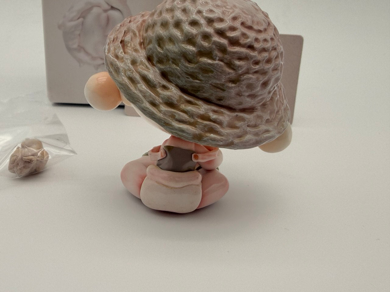 POP MART x SKULLPANDA The Warmth Recall The Past Mini Figure