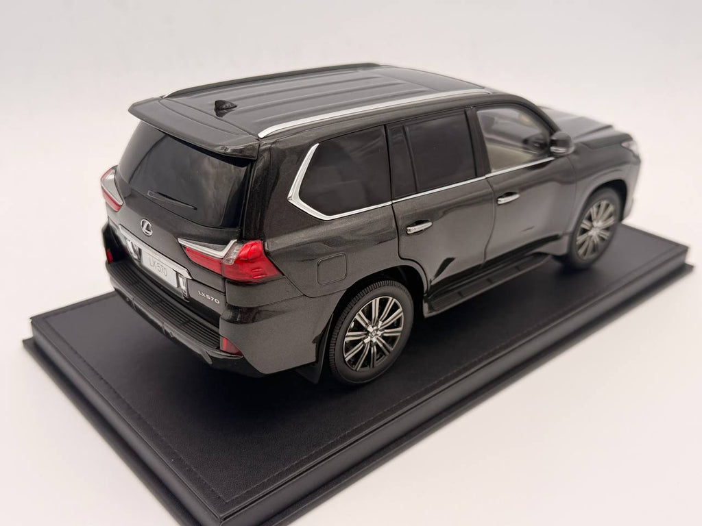 Kyosho 1/18 Lexus Lx570 Minicar Model Black