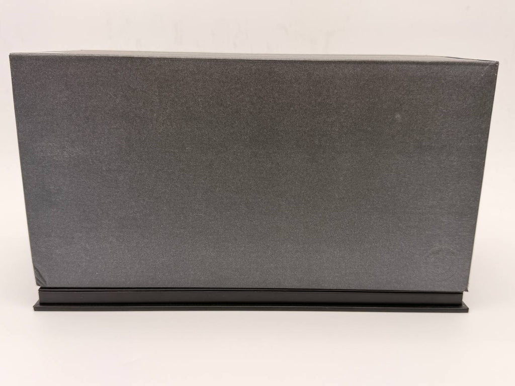 1:18  BMW 750Li (F02)  7-series  - Kyosho - Dealer Edition