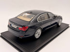 1:18  BMW 750Li (F02)  7-series  - Kyosho - Dealer Edition