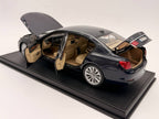 1:18  BMW 750Li (F02)  7-series  - Kyosho - Dealer Edition
