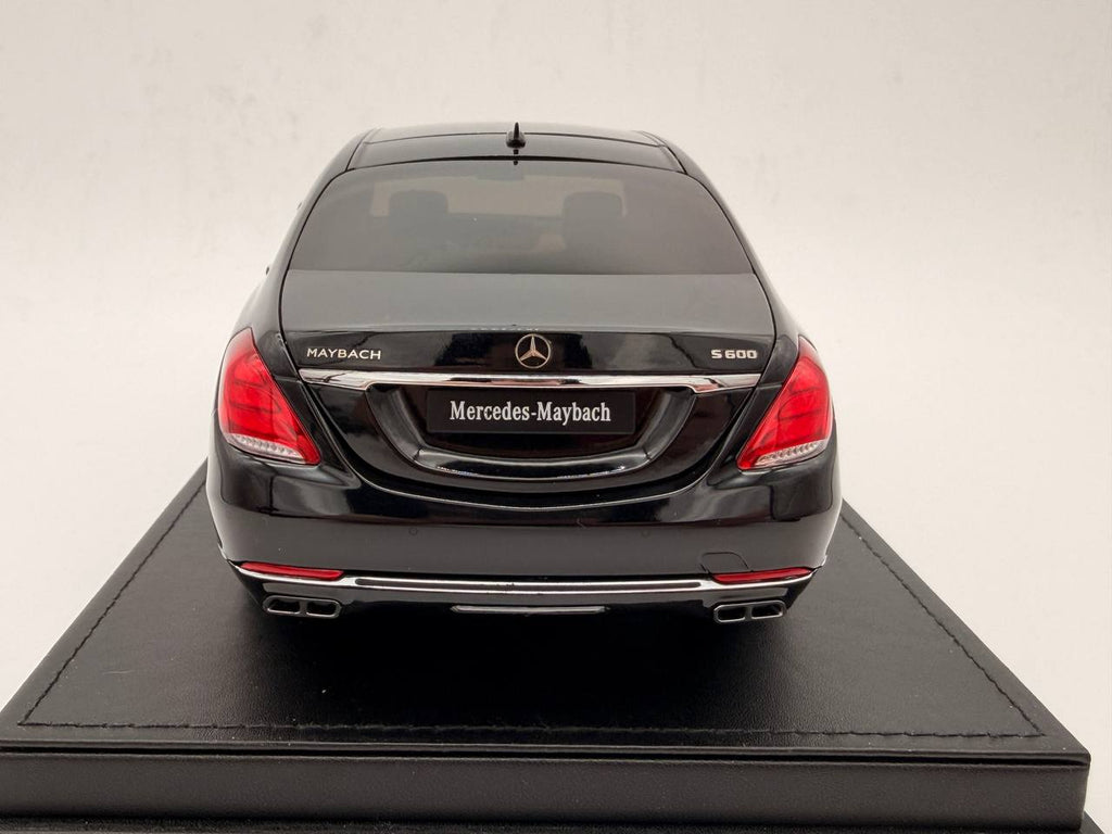 AUTOart Mercedes Maybach 1:18 S Class S600  Black 76293
