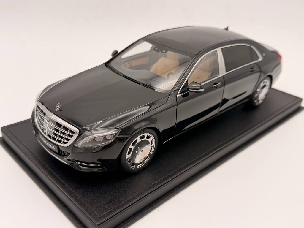 AUTOart Mercedes Maybach 1:18 S Class S600  Black 76293