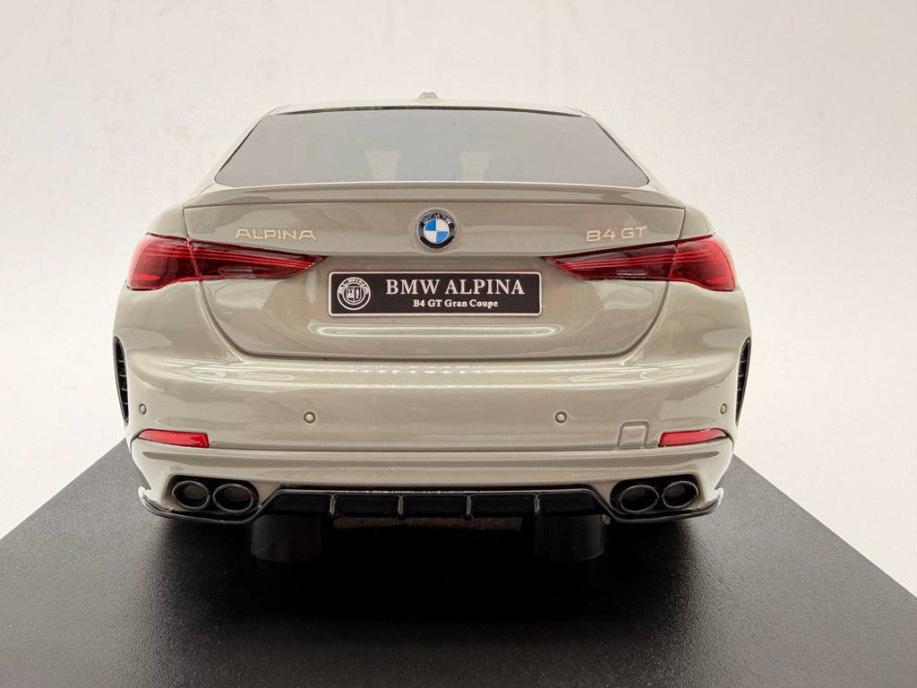 Alpina A110 1/18