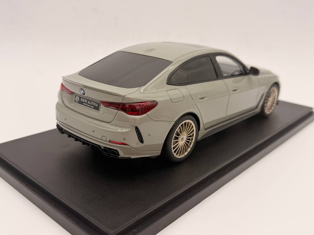 Alpina A110 1/18