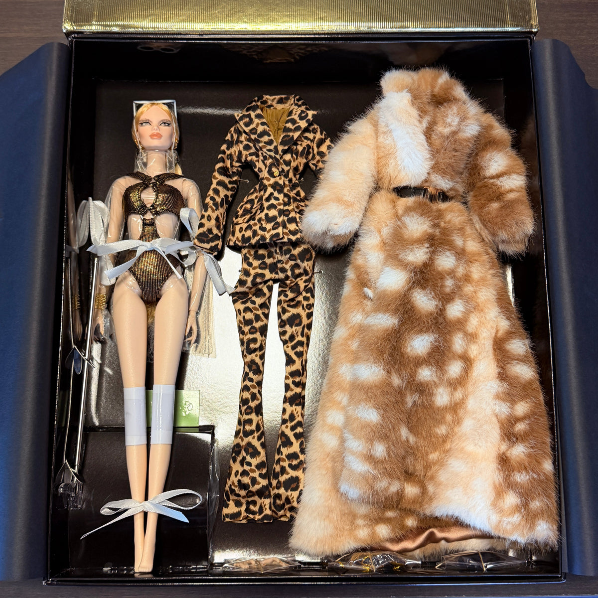 Runway: Ready-to-Wear Fashion Gift Set – Camorra 1:6 by JHD Fashion Doll (Mizi Doll)