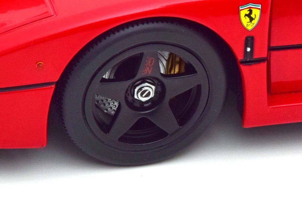 Ferrari F40 Leichtbaumodell im Maßstab 1:18
