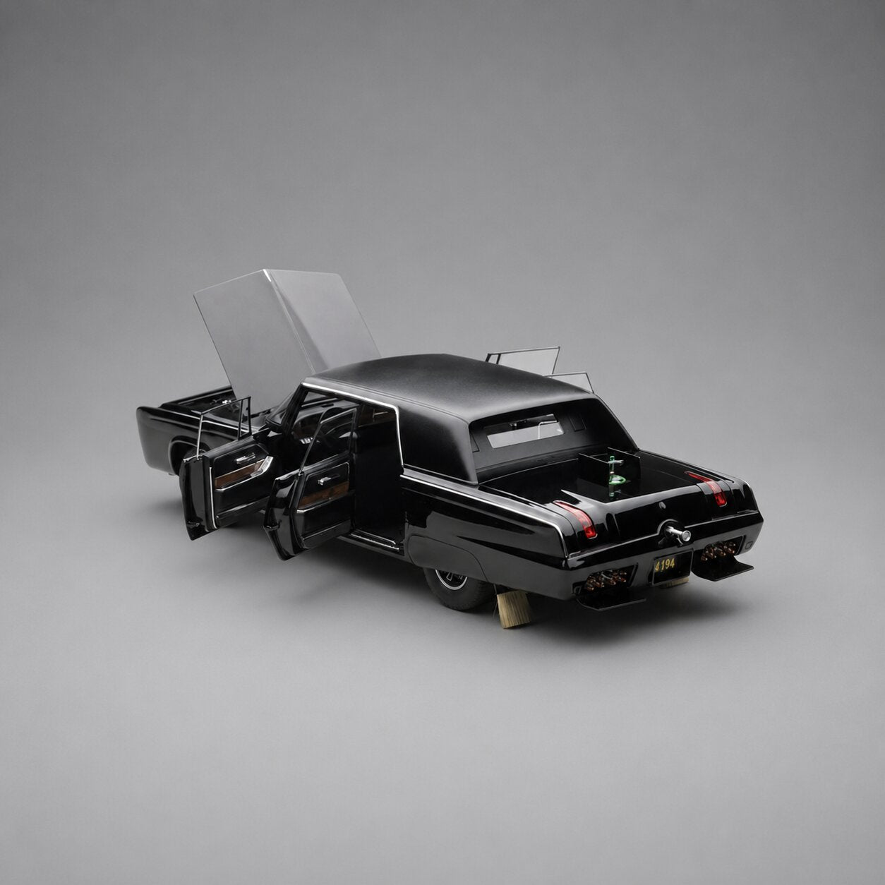 Black Beauty – The Green Hornet TV Series 1:18 Scale by AUTOart – AUTOart – view 2