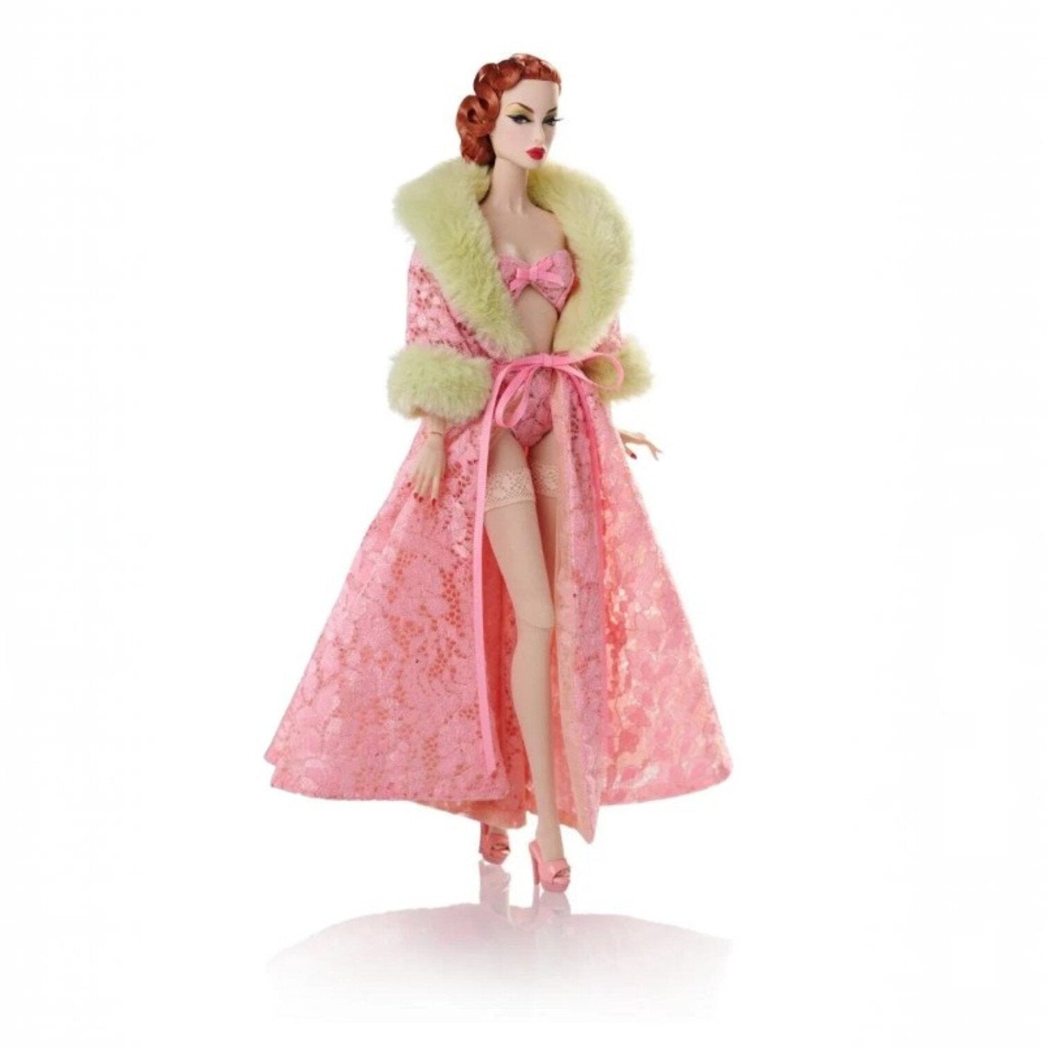 FR Monogram: Dressed Doll Gift Set 2025 – Integrity Toys – view 2