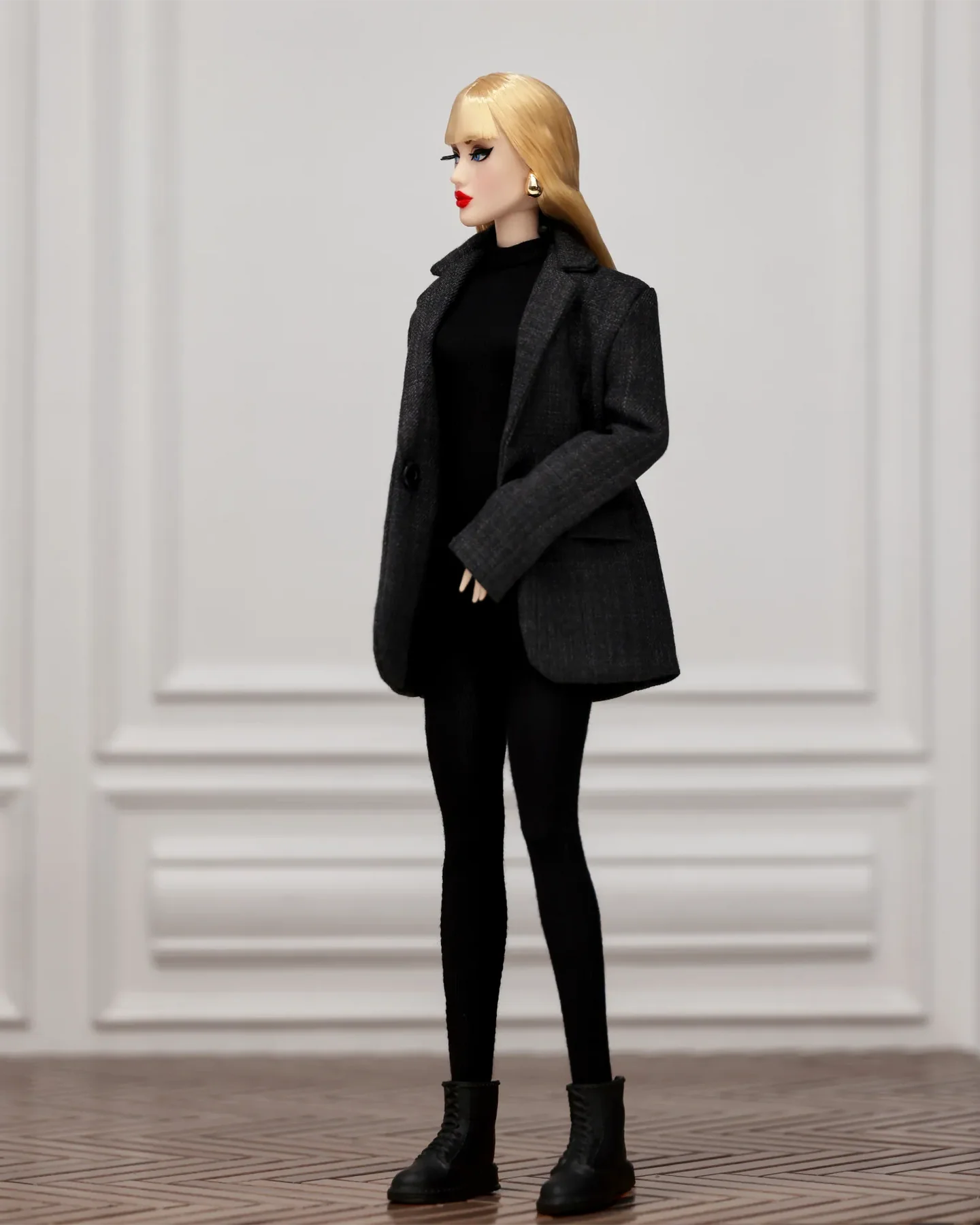 Serie 1 ICON Modell Nr. 1.5 Defa Lucy