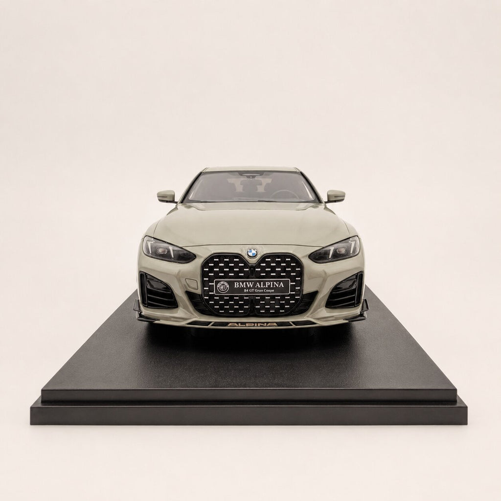 BMW Alpina B4 Gran Coupé (G26) – Gris Fashion Escala 1:18 de GT Spirit