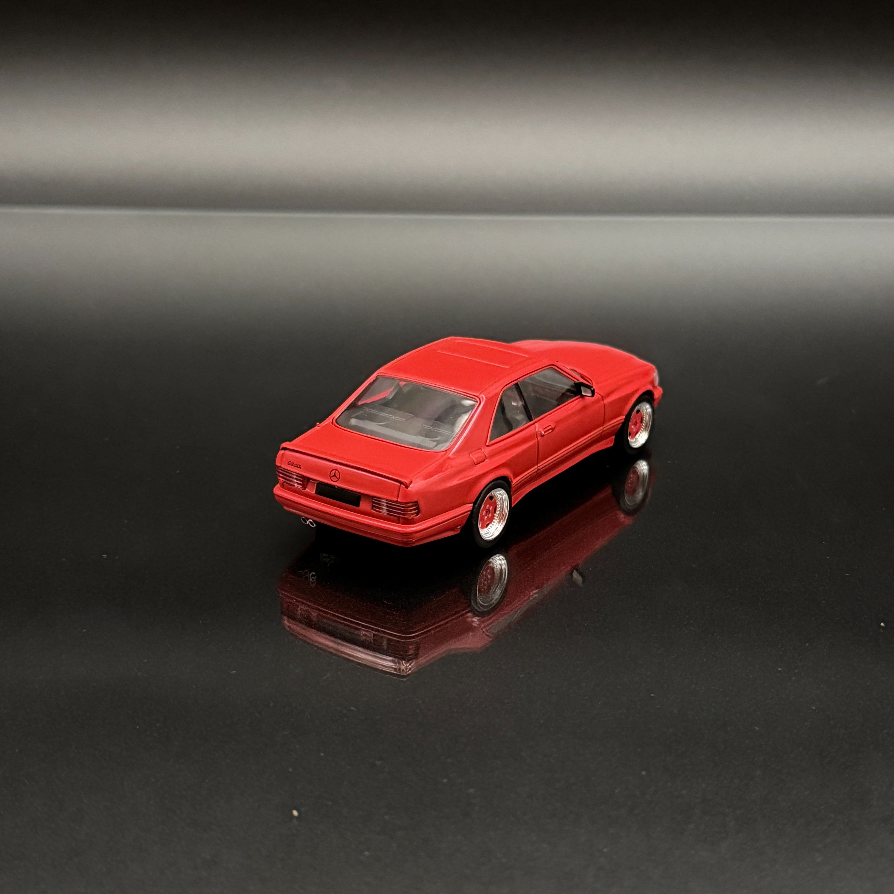 Mercedes-Benz 560 SEC AMG Wide Body 1990 Signal Red 1:43 Classic Coupe Model