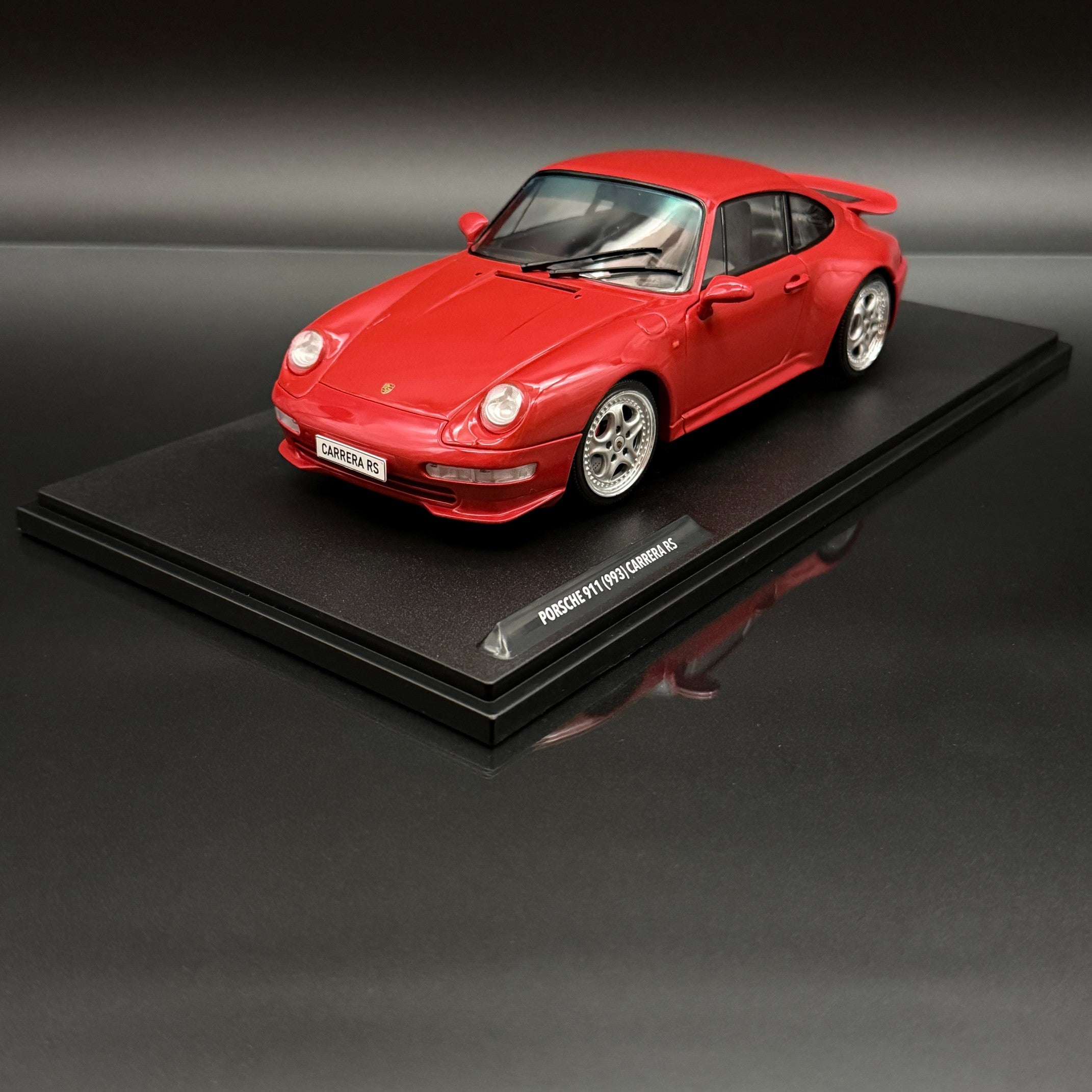 保时捷 911 993 Carrera RS 1997 印度红 1:18 Solido 经典跑车