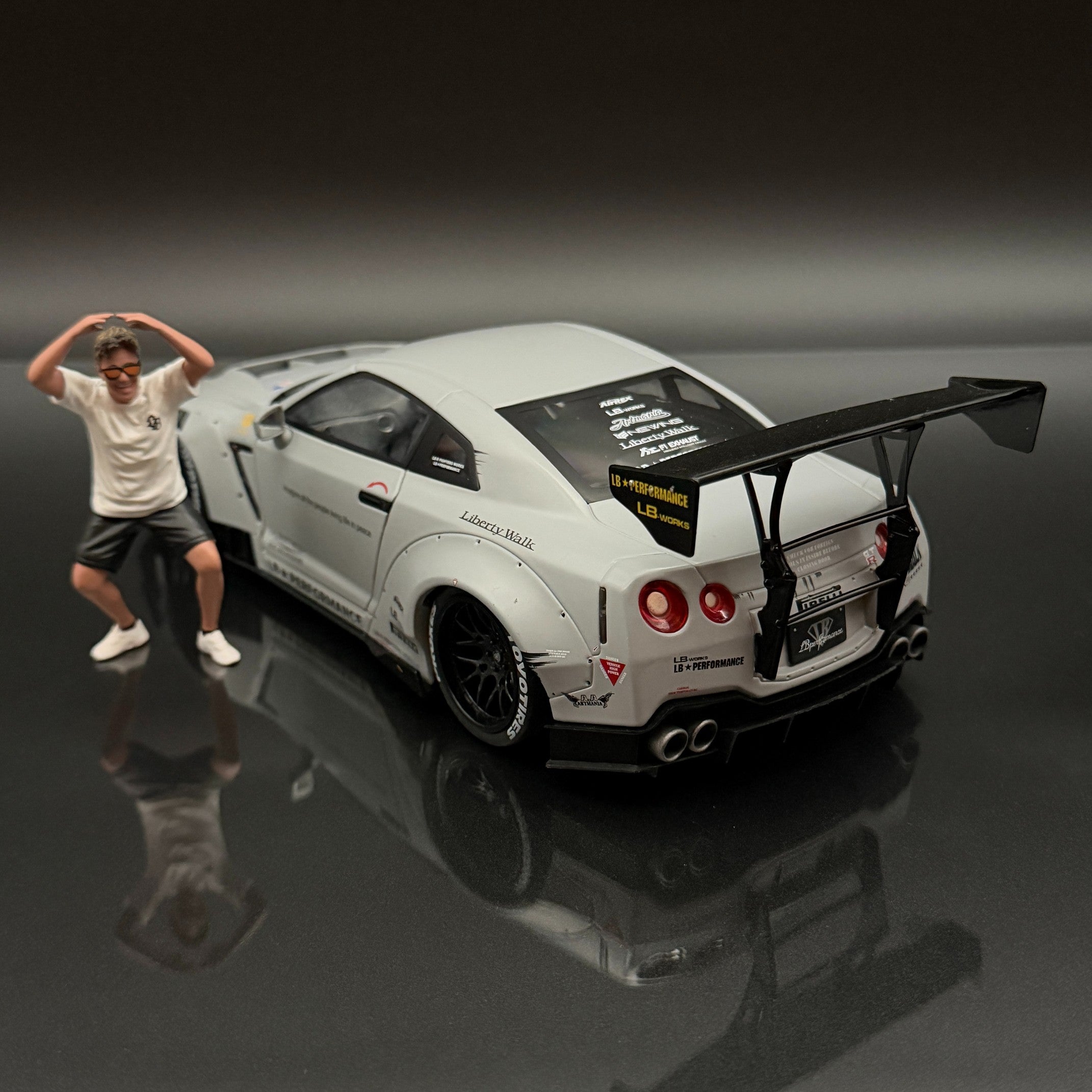 Nissan GT-R R35 Liberty Walk 2.0 2024 Grey 1:18 Solido Widebody Model Car