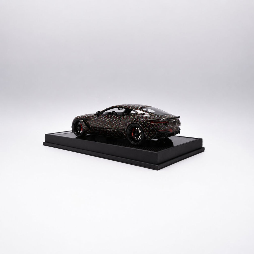 T&P Mansory Aston Martin DB11 Cyrus Black LV Colors Edición Limitada 30/30 1:18